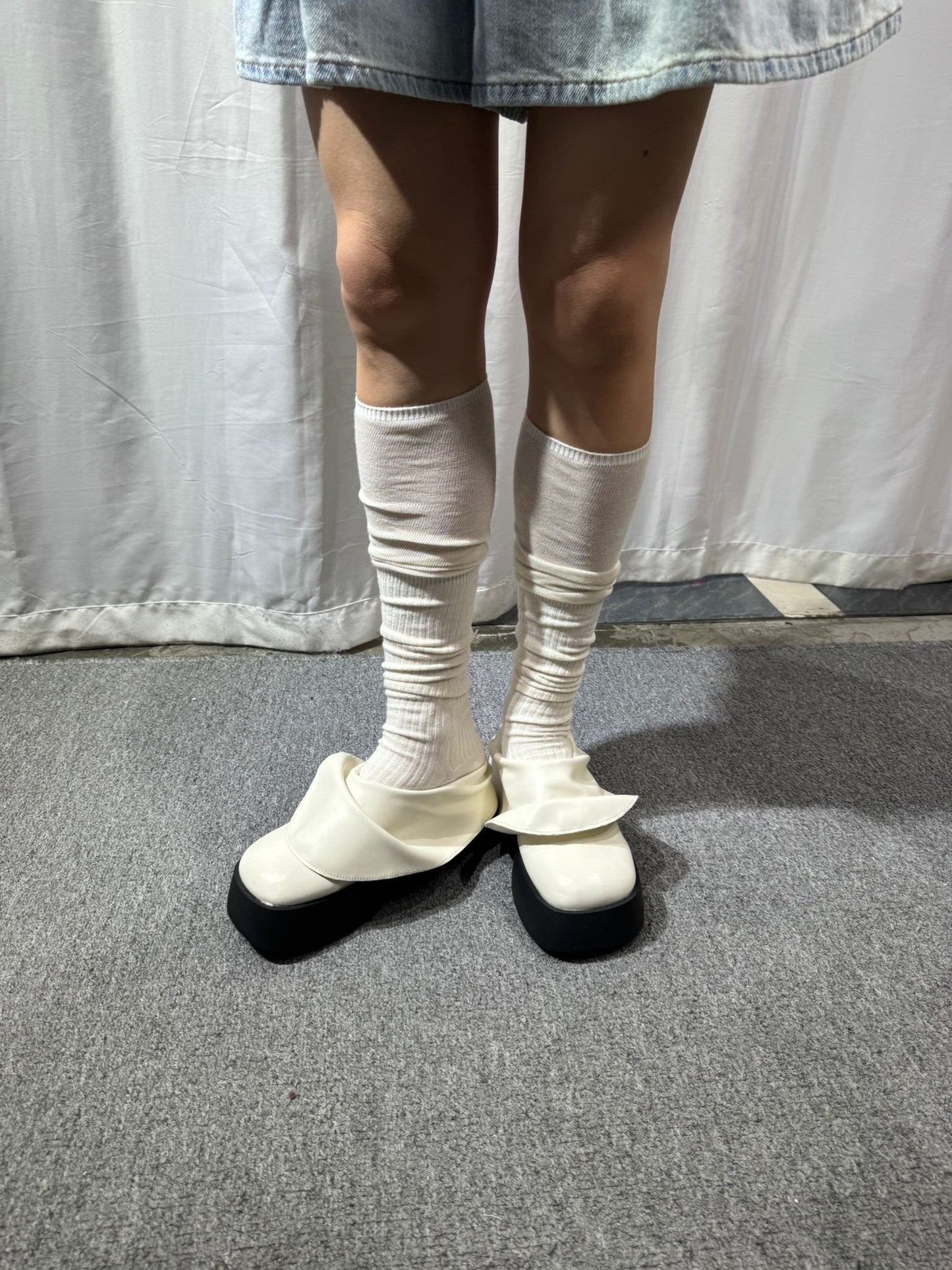 反邊厚底鞋