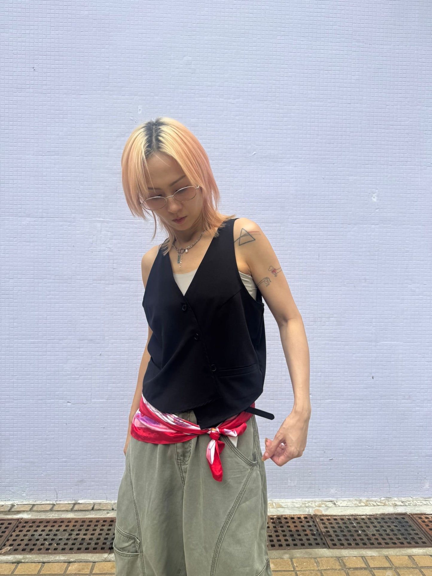 斜鈕設計西裝