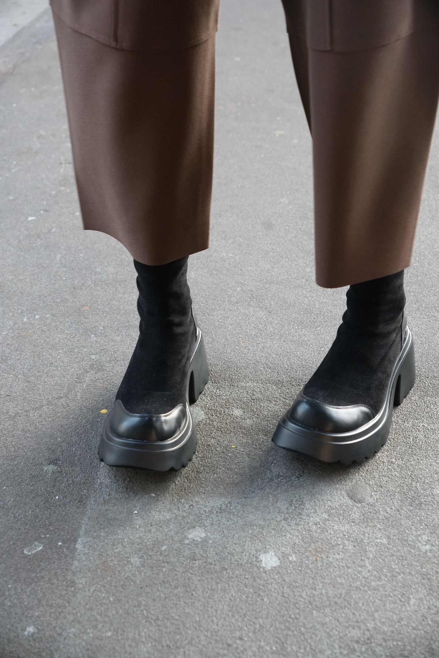 Shoes 粗踭短筒boot ,好似襯左襪仔咁👍