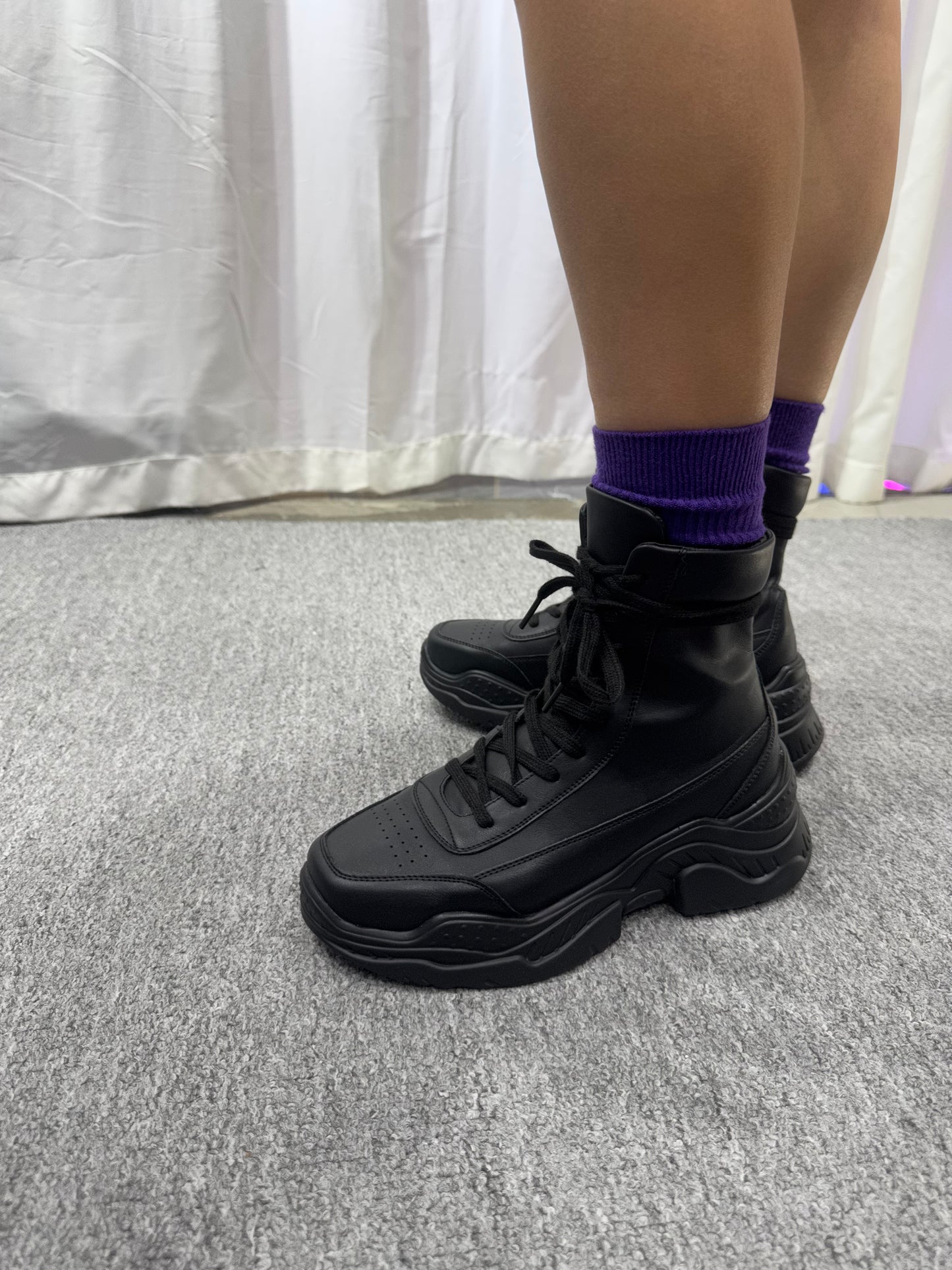 波鞋短boot又似波鞋又係短boot😂(足碼）