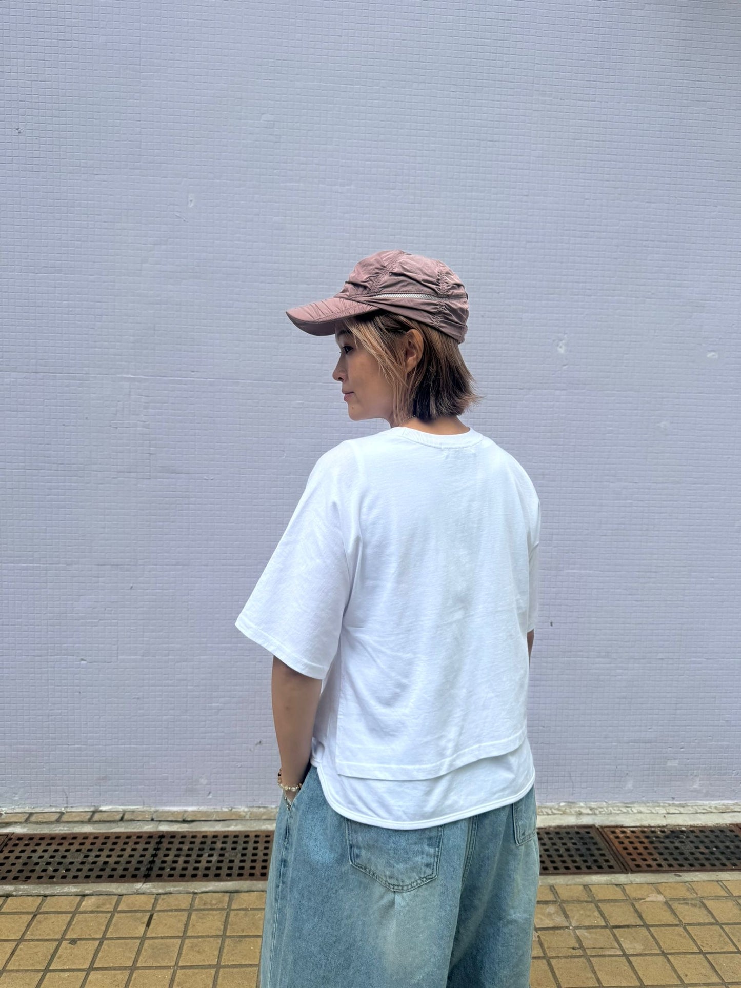 真兩件cap Tee