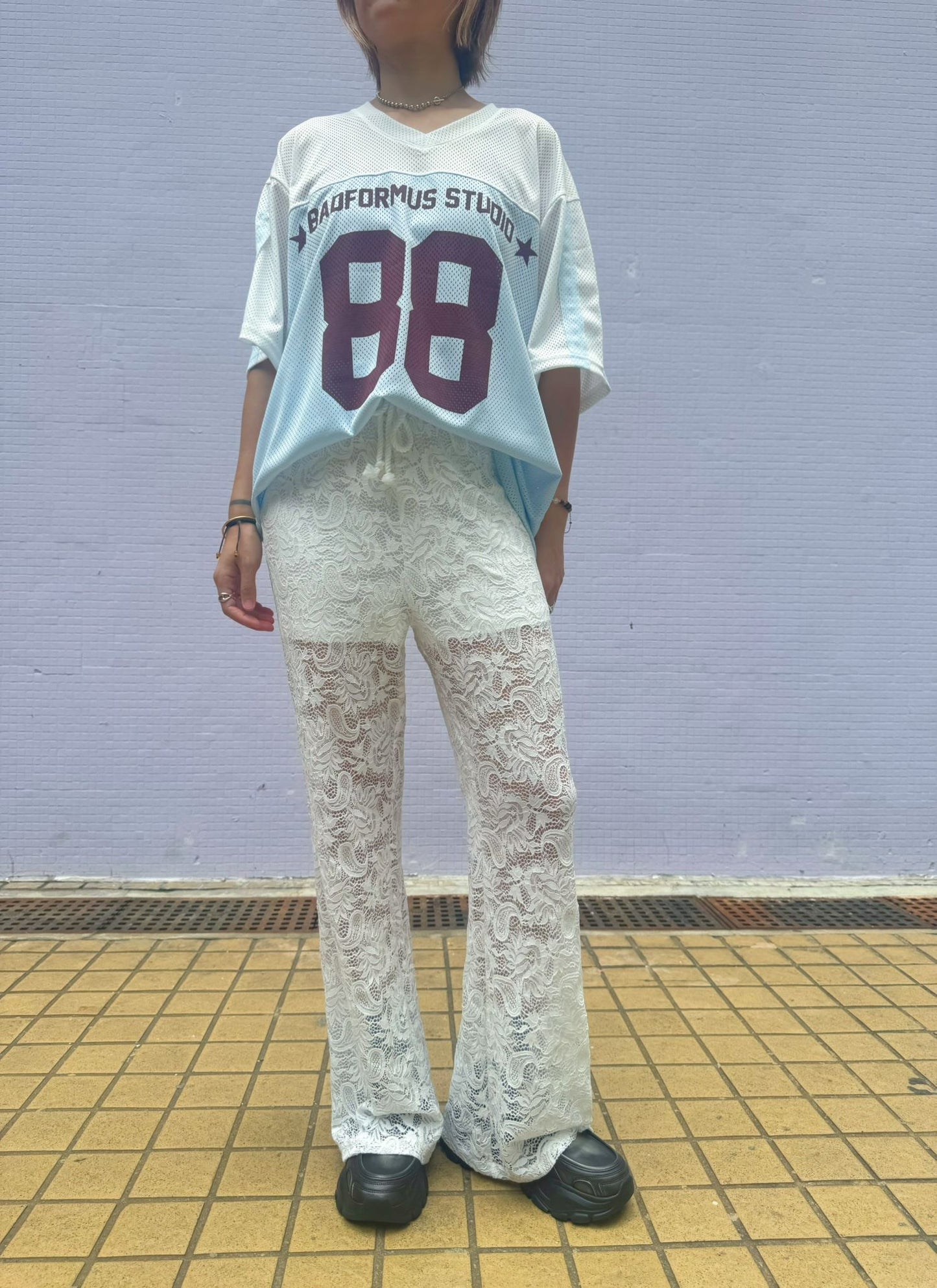 ￼腰果花喇叭褲