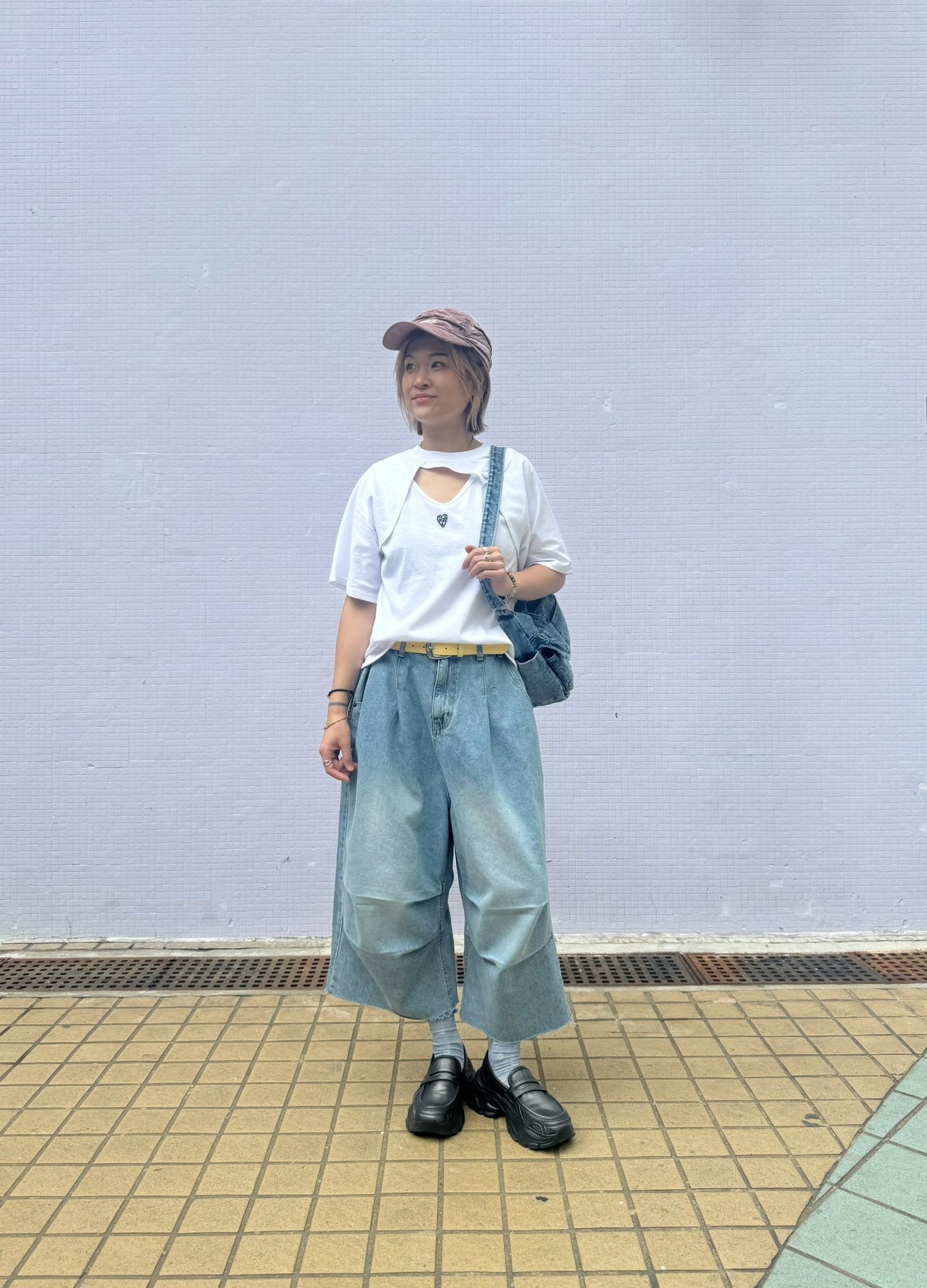 真兩件cap Tee